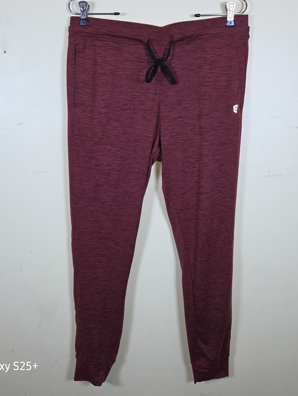 Born Primitive Performance Jogger Pants Women’s Size Large Red Performance